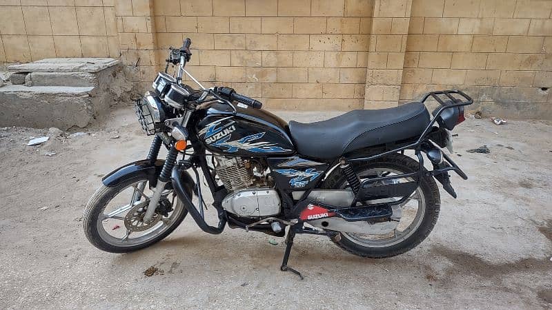 Suzuki GS SE 150 Model 2017 Karachi 9