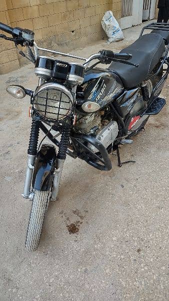 Suzuki GS SE 150 Model 2017 Karachi 11