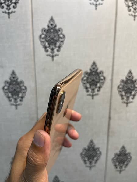 iphone xsmax non pta 256 gb 100bh recently replaced from apple /usa 2