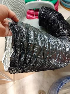 Flexible pipe for kitchen chimneys