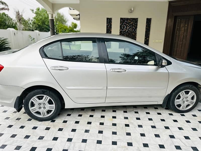 Honda City IVTEC 2017 6