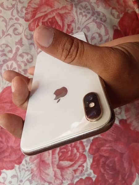 iphone X 64Gb Pta Approved 3