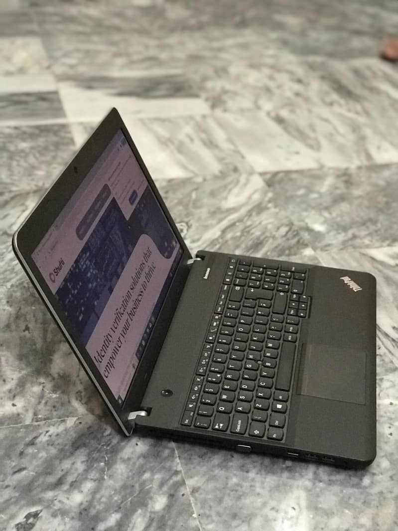 Lenovo Thinkpad Intel Core i3rd Generation 4