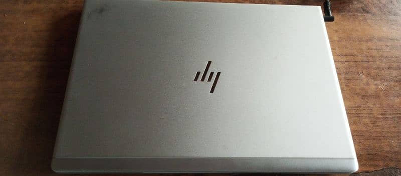 hp elitebook 840 G6 i5-8th gen 3