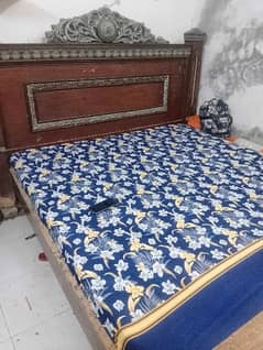 king size bed and dressing table