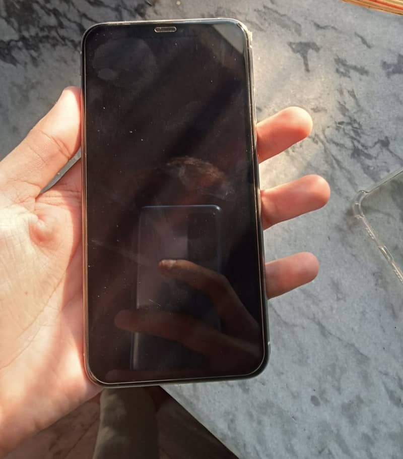 I phone xs max pta approved 1