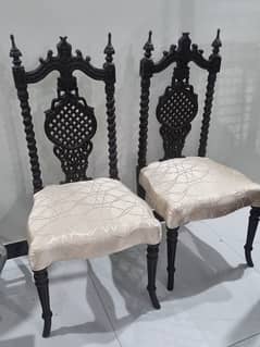 set of 2 Moroccan chairs antique