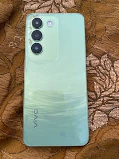 vivo Y100