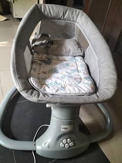 Baby electric swing