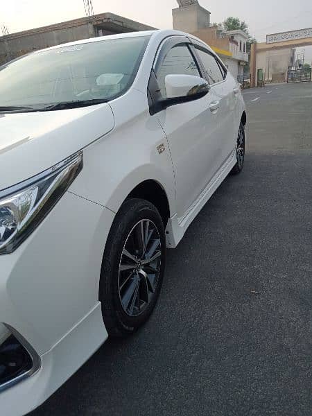 Toyota Corolla Altis X 2021 13