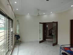 Commercial House One Kanal For Rent