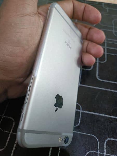 Apple Iphone 6s 32 GB 6