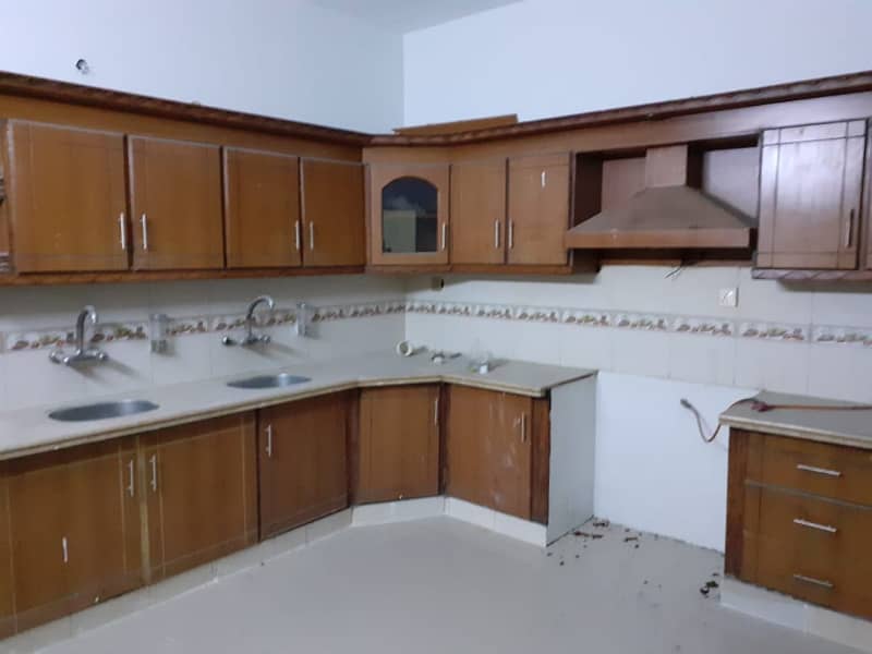 silent commercial three bed dd portion for rent in johar 0