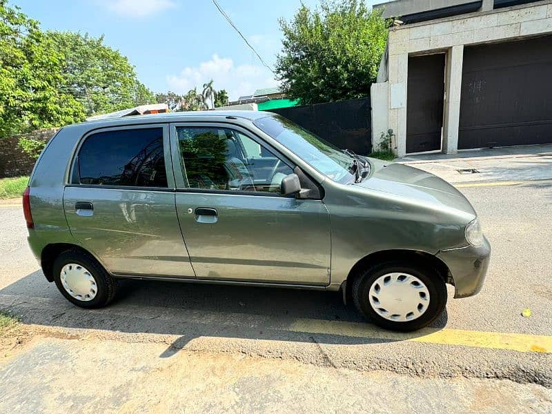 Suzuki Alto 2011 1