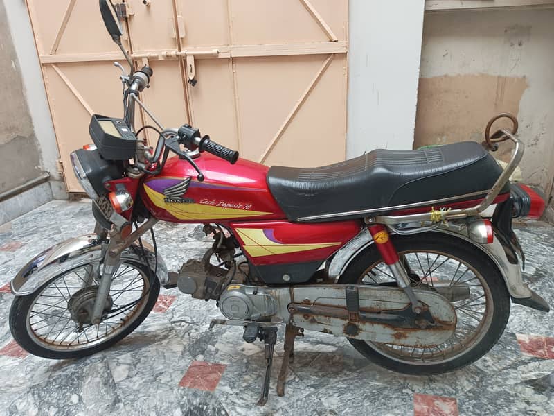 Honda CD 70 2004 3