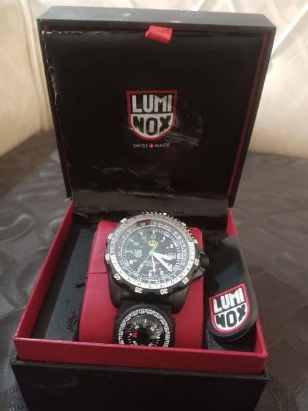 Luminox Land Recon NAV SPC 8830 Series Swiss Quartz 200M 7