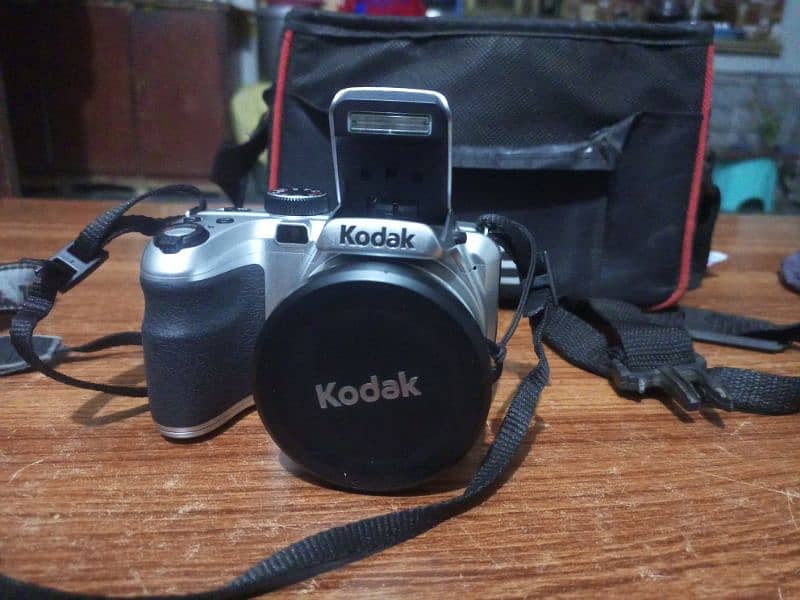 Kodak pixpro AZ361 digital mirror less camera 4