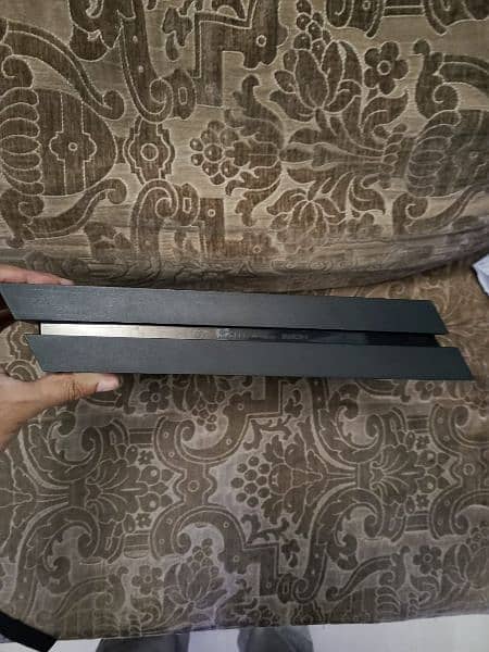 PS4 FAT 1TB 10/10 CONDITION 6