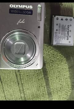 digital camera