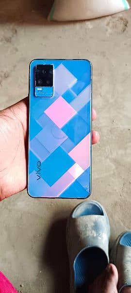 vivo 21e 8+4 . . ROM 128. full box panal chang 03:00.3938608. 4