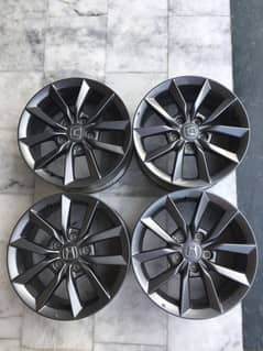 Honda Civic X 2021 alloy rims