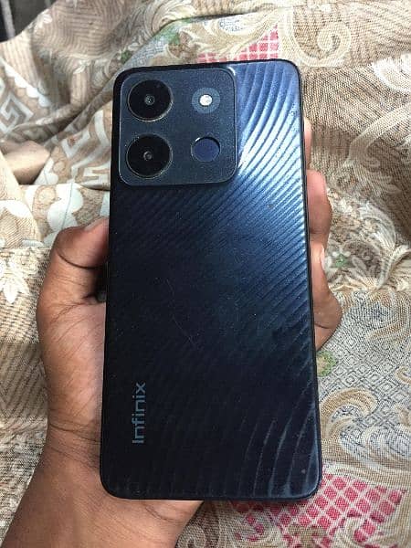 Infinix smart 7.4/64 3