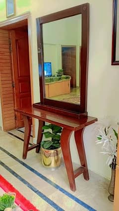 Console and Dressing table 0