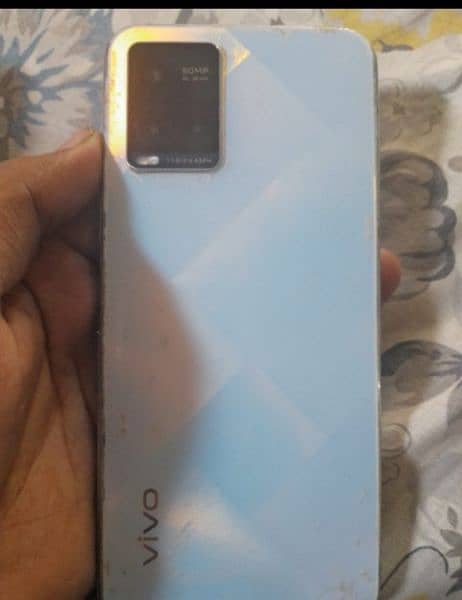 vivo y33s 8/256 only mobile or charger 1