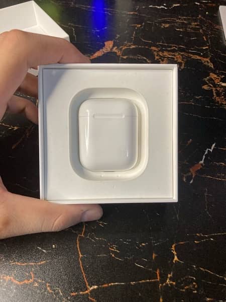 Original Apple Airpods Second Generation 3