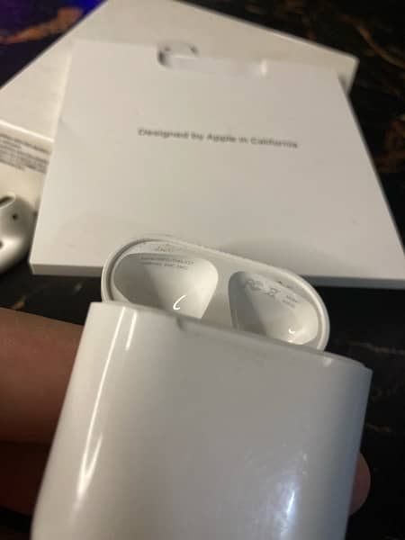 Original Apple Airpods Second Generation 8