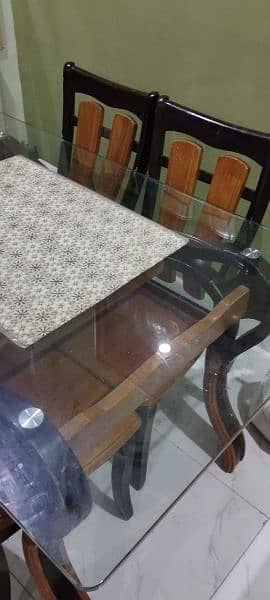 iron Bed and Dining table for sale in Islamabad 3