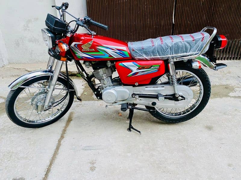 Honda CG 125cc brand new condition 6