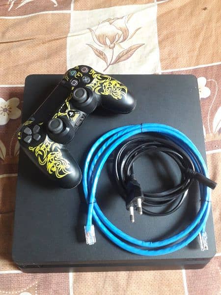 ps4 slim jailbreak 1TB with 1 controller 5