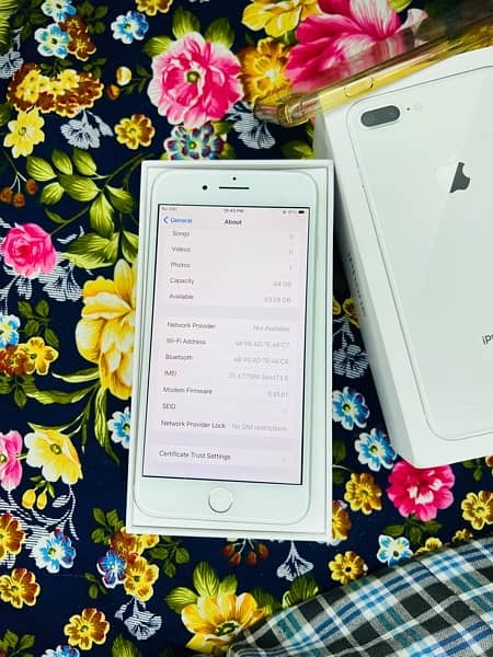 iphone 8 plus pta approved with box all geniun 11