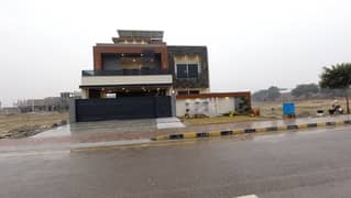 1 Kanal Main Boulevard House Available For Sale In Faisal Town F-18 Of Block B Islamabad Pakistan