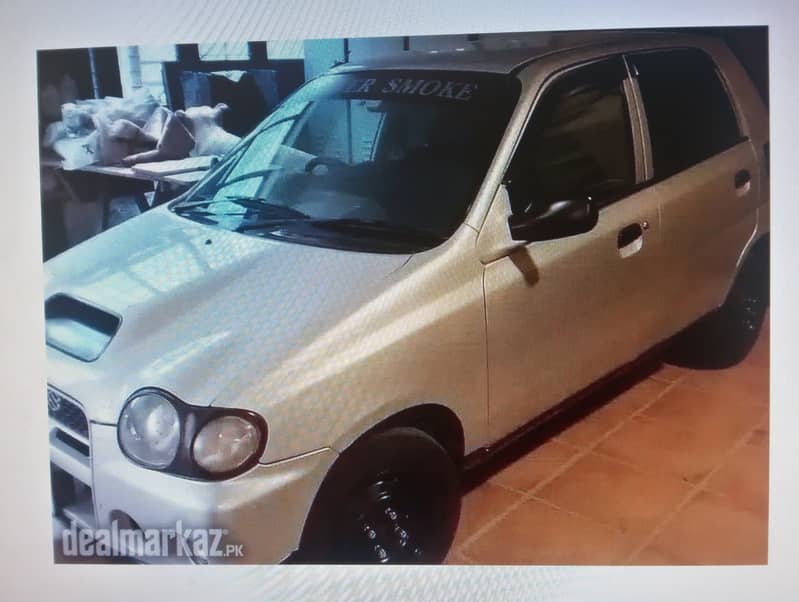 Suzuki Alto 2011 3