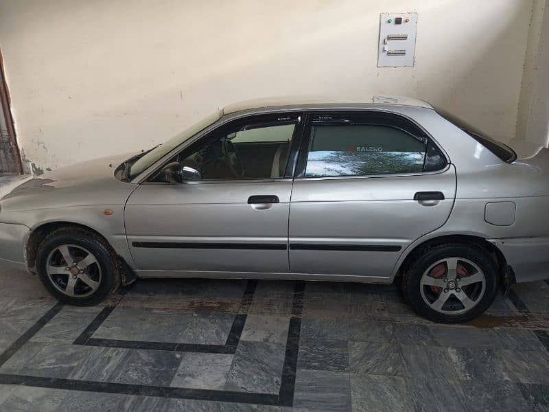 Suzuki Baleno 2004 5