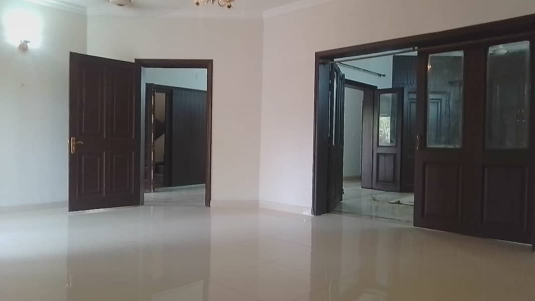 1 KANAL DOUBLE STOREY DOUBLE UNIT HOUSE FOR SALE IN JOHARA TOWN PHASE 1 0