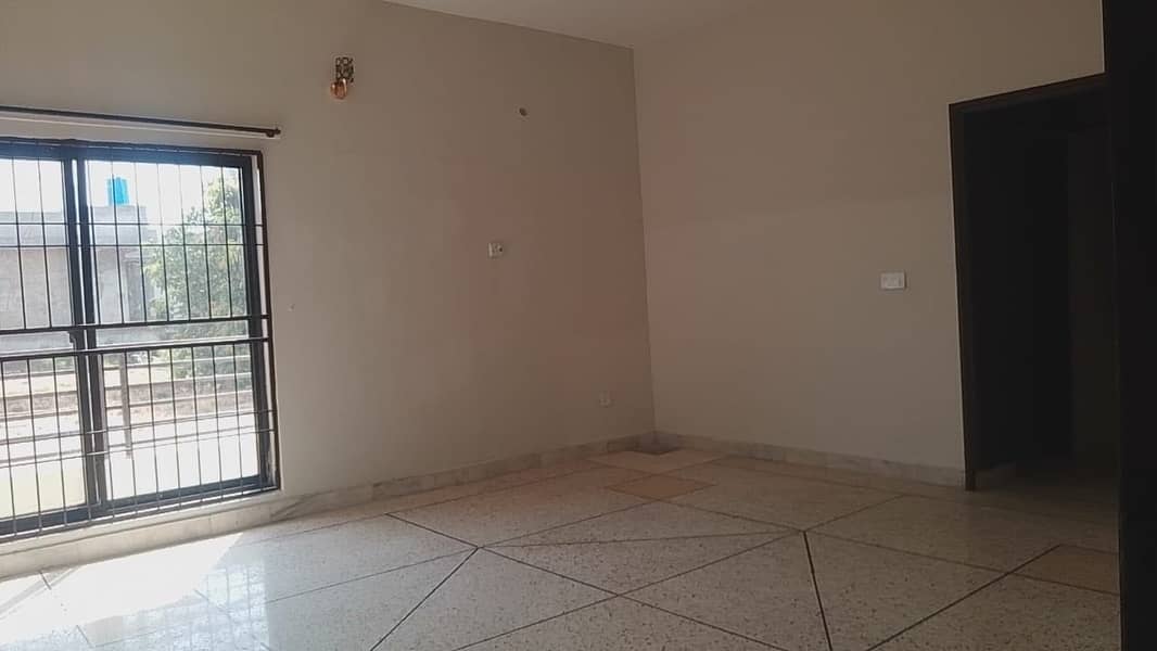 1 KANAL DOUBLE STOREY DOUBLE UNIT HOUSE FOR SALE IN JOHARA TOWN PHASE 1 13