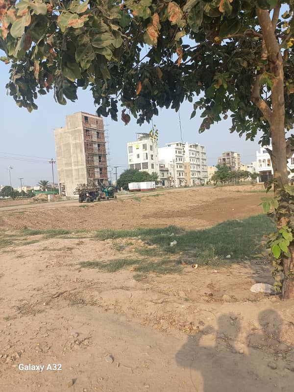 6 MARLA PLOT IN ROSE BLOCK PARK VIEW CITY LAHORE 3