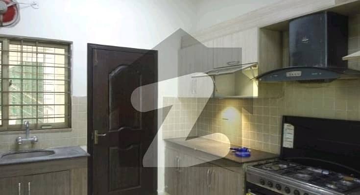 Ideal Flat In Lahore Available For Rs. 27500000 6