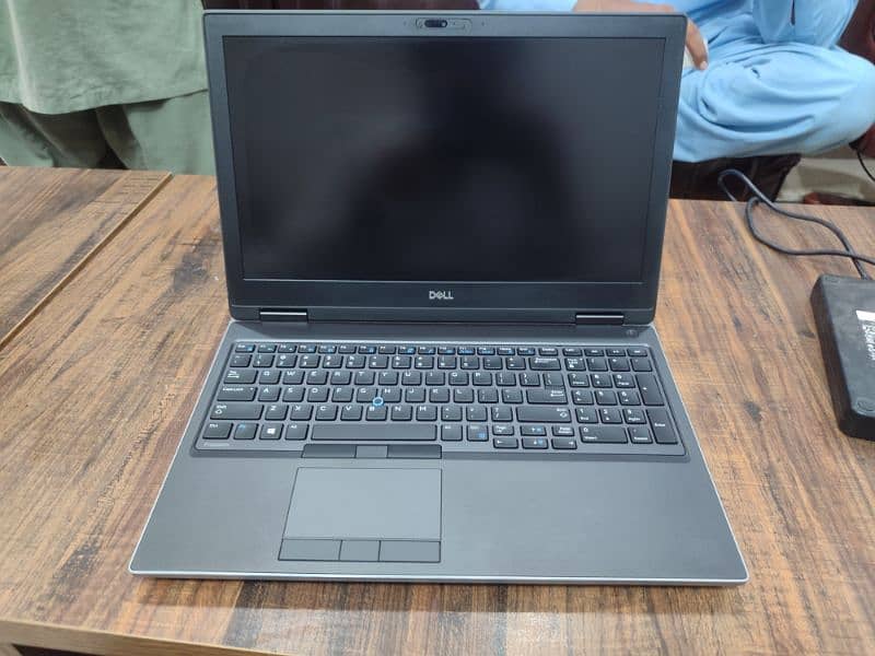 Dell precision 7540 , i7 9th generation 4