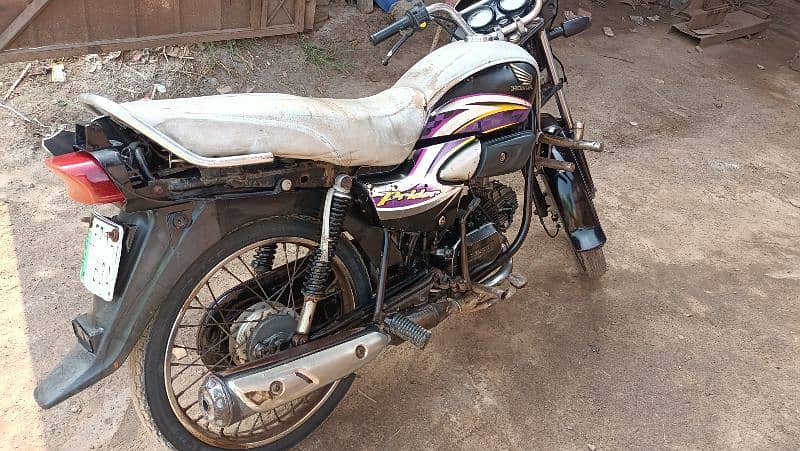 Honda 100 prider for urgent sale 1