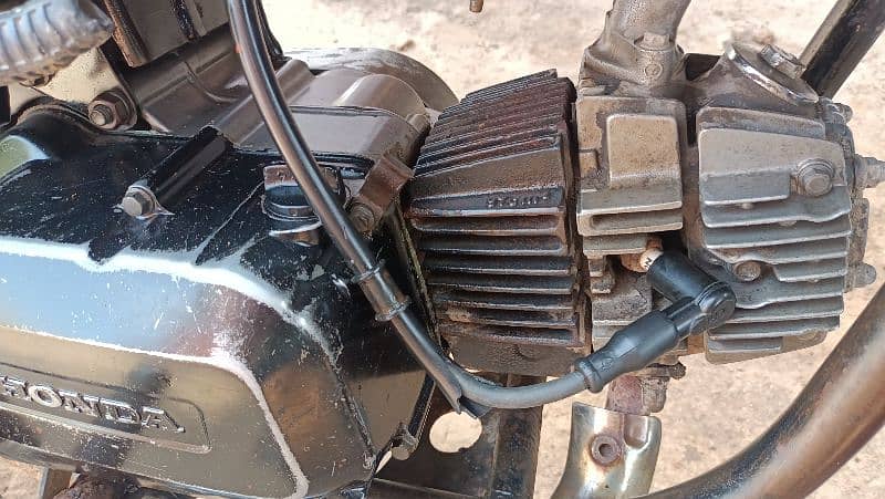 Honda 100 prider for urgent sale 2