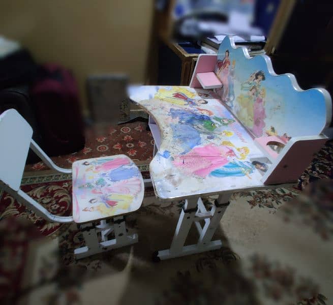 Study table for kids 4