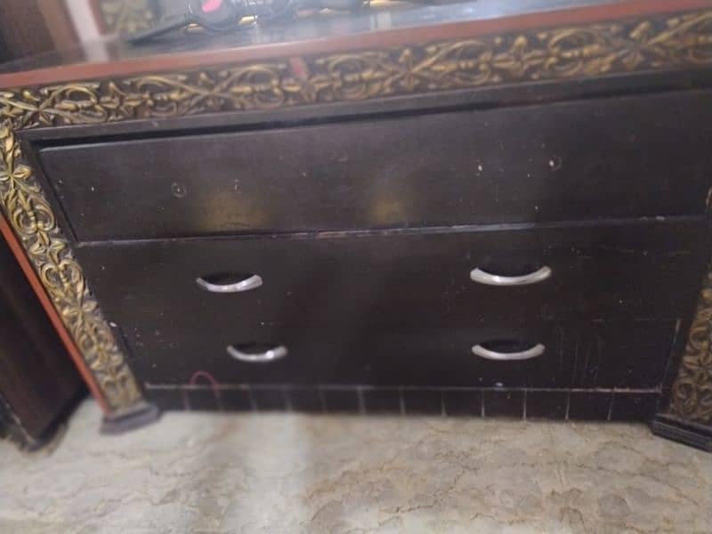 dressing table 3