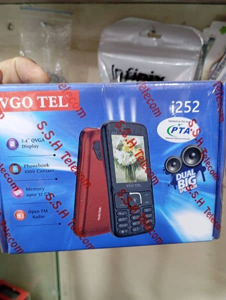 All kinds of Keypads Mobiles are available 16