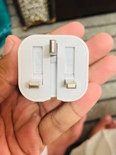 Apple IPhone 20Watt charger 0