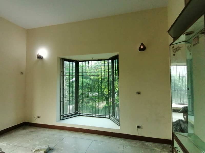 DHA 1 Kanal Wonderful Upper Portion With Separate Gate For Rent In Phase 2 10