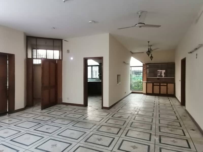 DHA 1 Kanal Wonderful Upper Portion With Separate Gate For Rent In Phase 2 25